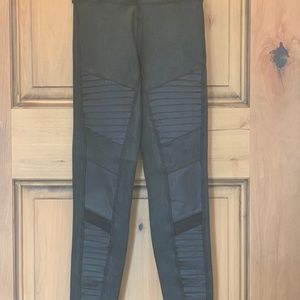 ALO Moto Leggings